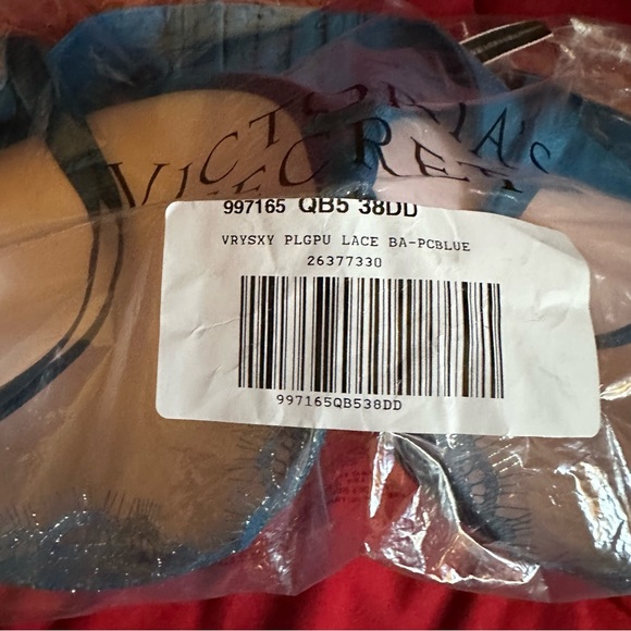 •NWT Victoria’s Secret Blue Sapphire Lace Shimmer Push Up Bra | 38DD - Picture 3 of 7